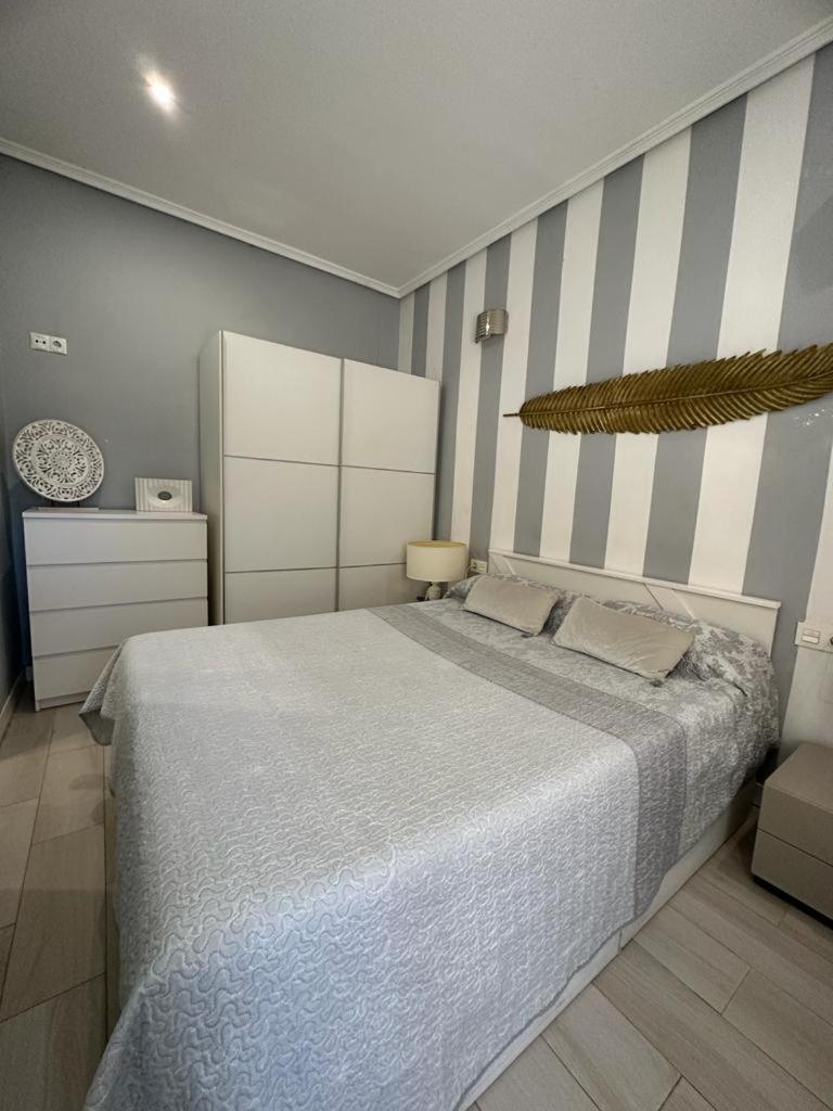 Las Casitas De La Playa Apartment Valencia Luaran gambar