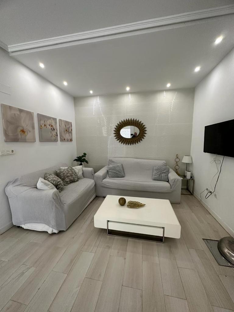 Las Casitas De La Playa Apartment Valencia Luaran gambar